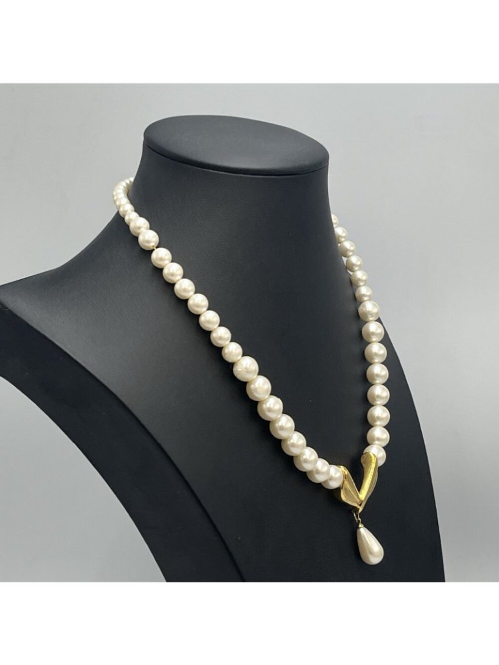 Vintage 80s Napier Necklace Faux Pearl Beaded Gold Tone Patent 4,774,743 - Picture 4 of 16